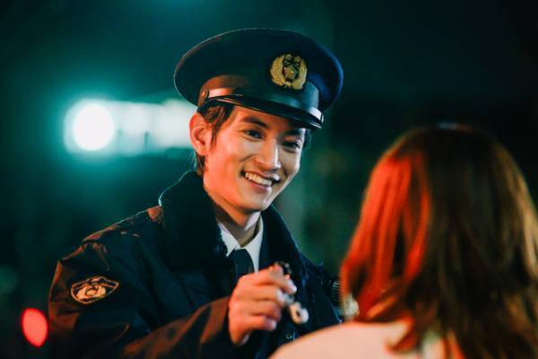 渡邊圭祐、警察官演じる！ 新感覚ヒーローラブコメ「すっぴんヒーロー」