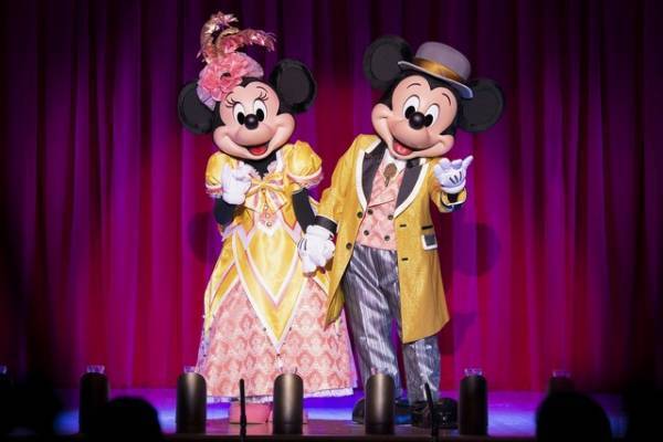 【ディズニー】人気ショー「ザ・ダイヤモンド・バラエティマスター」公式動画公開　ショー鑑賞と食事がセットの楽しいエンターテインメント