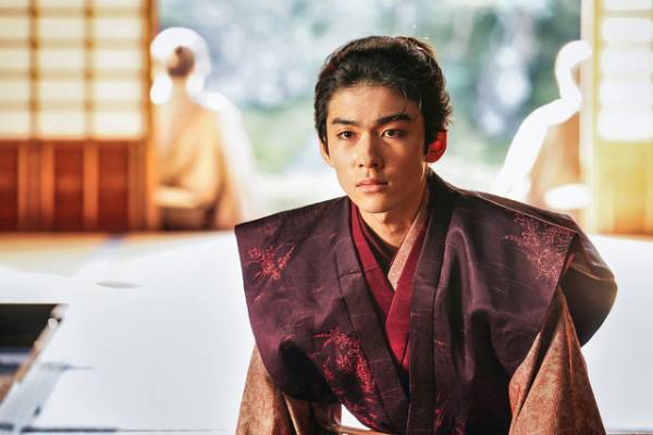 高橋文哉＆原菜乃華＆アイナ・ジ・エンドら、新人俳優賞受賞者の撮りおろし写真公開