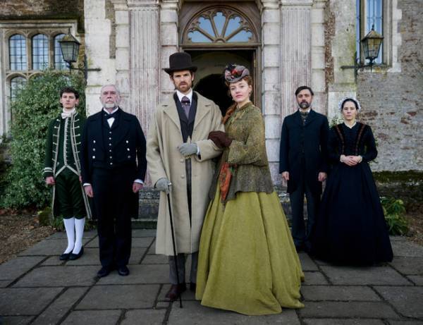 「ダウントン・アビー」のクリエイターが再集結「ベルグレービア 新たなる秘密」3月配信