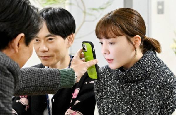 「不適切にもほどがある！」第4話 阿部サダヲ“市郎”×仲里依紗“渚”の関係に「パニック」「どういうこと」