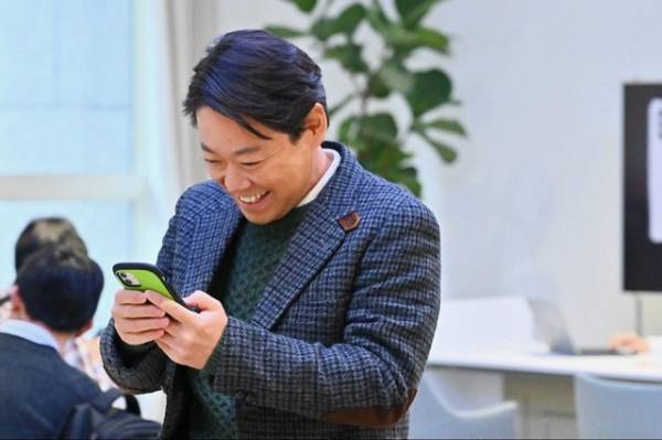 「不適切にもほどがある！」第4話 阿部サダヲ“市郎”×仲里依紗“渚”の関係に「パニック」「どういうこと」