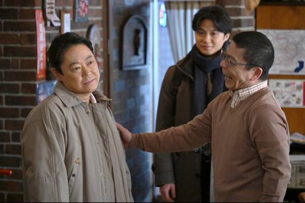 「不適切にもほどがある！」第4話 阿部サダヲ“市郎”×仲里依紗“渚”の関係に「パニック」「どういうこと」