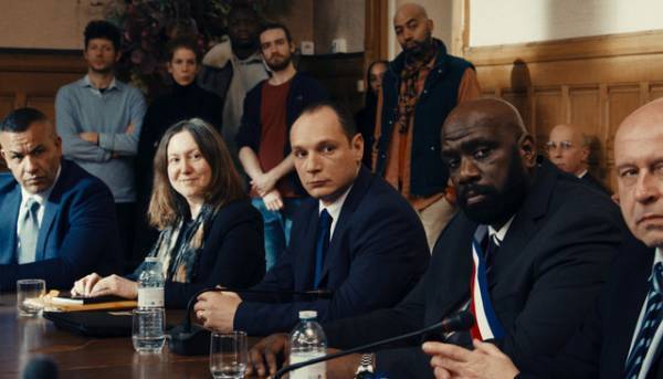 『レ・ミゼラブル』監督が再びパリの“リアル”を炙り出す『バティモン5 望まれざる者』公開