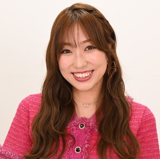 「トロット・ガールズ・ジャパン」ファイナリスト9名がステージ披露、最終回は生放送