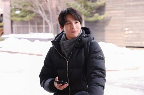 二階堂ふみ“侑里”とチェ・ジョンヒョプ“テオ”のキスに感動の声続々…「Eye Love You」6話