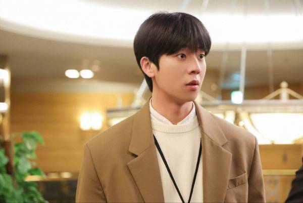 二階堂ふみ“侑里”とチェ・ジョンヒョプ“テオ”のキスに感動の声続々…「Eye Love You」6話