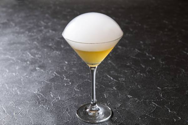 【ディズニー】「ツイステ」テーマのコース料理、サバナクロー寮のメニュー予約が3月1日スタート