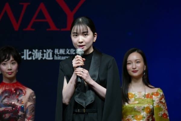 橋本環奈＆上白石萌音＆川栄李奈＆福地桃子、世界に羽ばたく舞台「千と千尋の神隠し」に意気込み