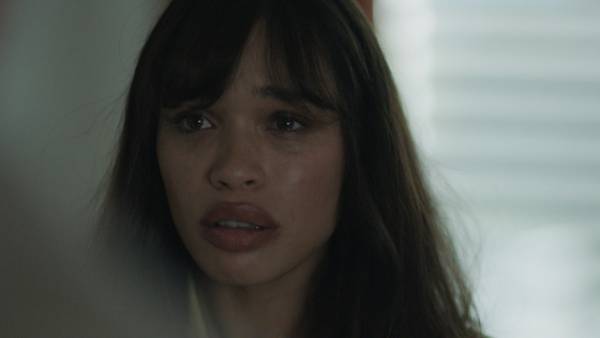 クローンか本物か…「お前は誰だ」豊川悦司がナレーションする予告編『インフィニティ・プール』