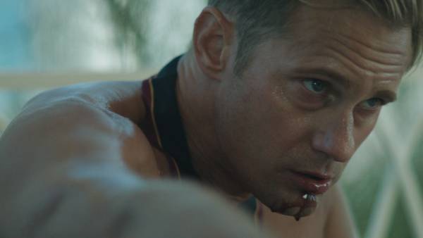 クローンか本物か…「お前は誰だ」豊川悦司がナレーションする予告編『インフィニティ・プール』