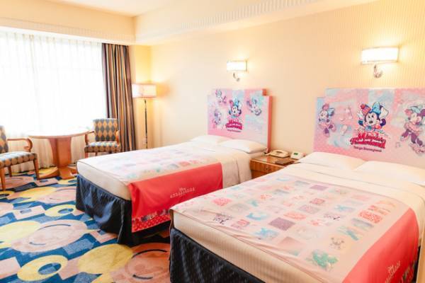【ディズニー】ミニーマウスのポップでキュートな客室がかわいい！「ミニーのファンダーランド」スペシャルルーム潜入