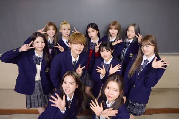 NiziU、映画初出演　主題歌を担当する『恋わずらいのエリー』に生徒役