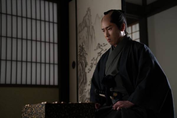 亀梨和也“家治”が小芝風花“倫子”に娘への想いを語り「感動のシーン」「号泣」の声上がる…「大奥」8話