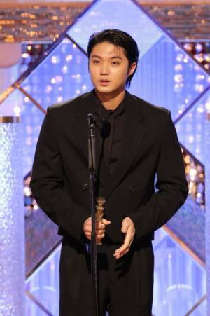 【第47回日本アカデミー賞】磯村勇斗、初の最優秀助演男優賞受賞で覚悟のスピーチ「スクリーンで生きていきたい」