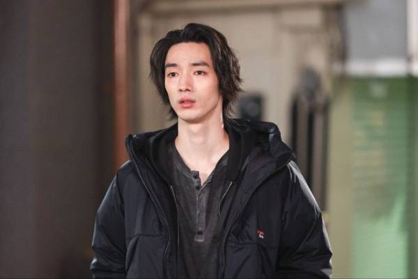 チェ・ジョンヒョプ“テオ”の“秘密”に「相当な覚悟を決めてる」の声…「Eye Love You」8話