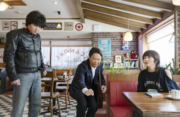 磯村勇斗“W秋津”と怒涛のラストに「サプライズすぎ」の声…「不適切にもほどがある！」第8話