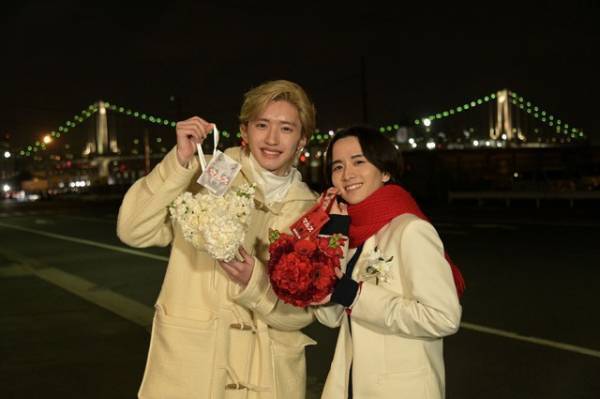 道枝駿佑＆板垣李光人、クランクアップでがっちりハグ「マルス-ゼロの革命-」