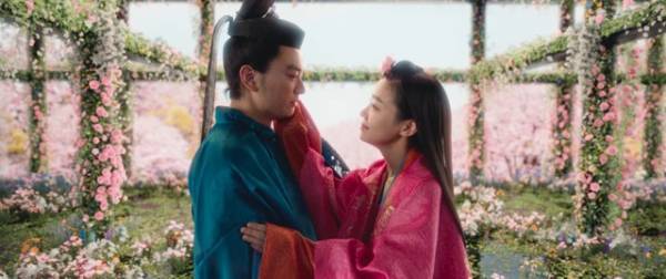 染谷将太＆奈緒の“花咲く空間”に注目『陰陽師0』特別PV第二弾