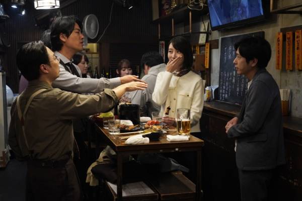 二宮和也＆波瑠、蕎麦打ちシーンが公開『アナログ』未公開映像