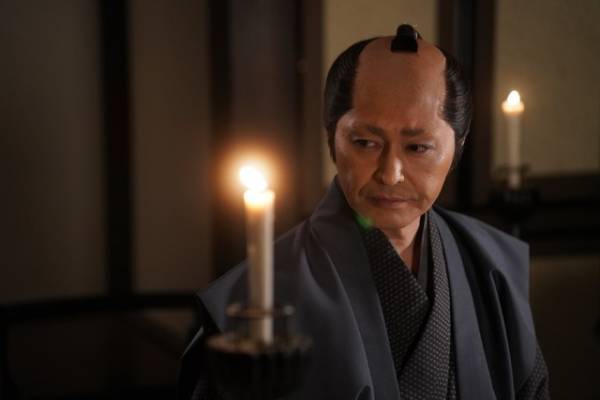 亀梨和也が一人二役「全然違う種類の色気」「別人」の声上がる…「大奥」10話