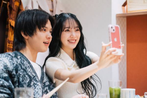 「私たち結婚しました5」第2話今夜放送　堀未央奈が行きつけ高級寿司屋デート、白間美瑠はサーフィンデートへ