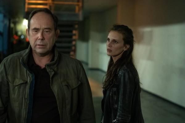 過去のない男の正体は？ノワール・アクション『ティアーズ・オブ・ブラッド』5月公開決定