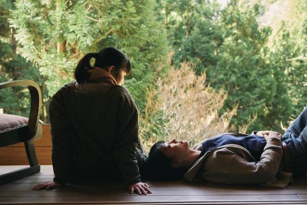 水川あさみ「喜びで胸が熱く」『霧の淵』ブルガリア最大規模の映画祭で快挙　“母娘”の新場面写真解禁