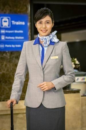 松嶋菜々子、反町隆史主演「GTOリバイバル」に出演　先生＆生徒集結オフショットも