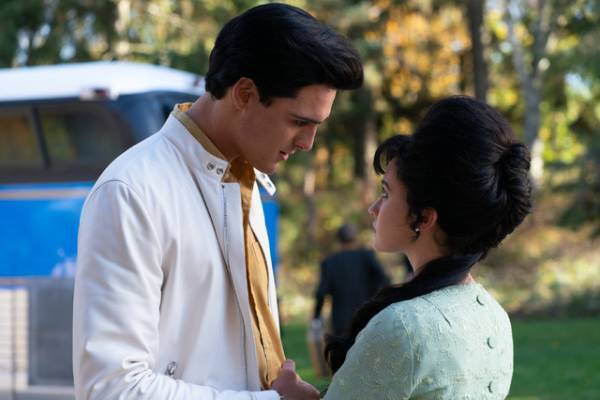 ソフィア・コッポラ「100％プリシラになりきって観て」『プリシラ』場面写真