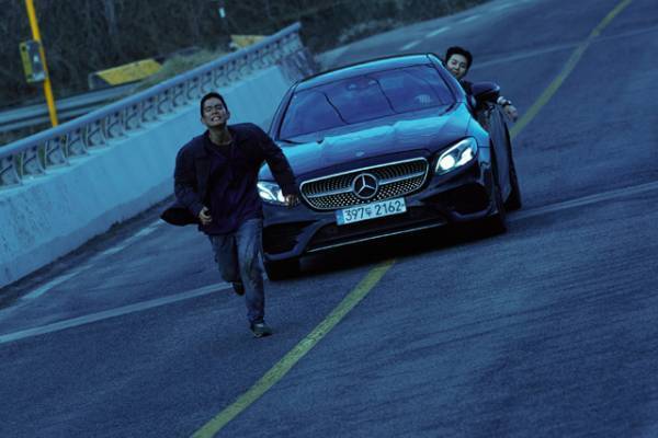 キム・ソンホ『貴公子』“役に憑依する”アクション満載のハードなメイキング映像