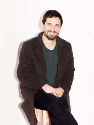 監督の実体験から着想を得た物語にブラムハウスも注目『胸騒ぎ』