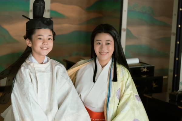 源明子役の瀧内公美、扇を狙うシーンは「不思議な感覚」高畑充希も登場の「光る君へ」君かたり