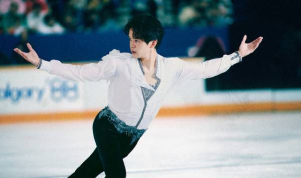 池松壮亮のフィギュアスケーター姿が公開『ぼくのお日さま』