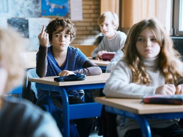 ドイツ発、学校の“不都合な真実”をえぐり出す『ありふれた教室』日本版予告