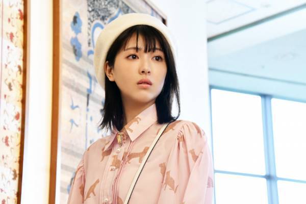 成田凌や間宮祥太朗の姿も　浜辺美波「アリバイ崩し承りますSP」シーン写真一挙公開