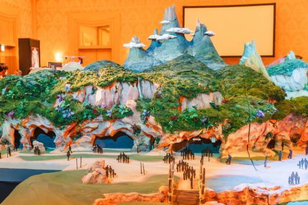 【ディズニー】ピーターパンやティンカーベルと壮大な冒険の旅へ！新アトラクション「ピーターパンのネバーランドアドベンチャー」誕生