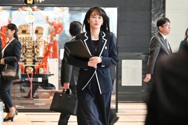 今田美桜「勇気を贈れたら」「花咲舞が黙ってない」今夜スタート