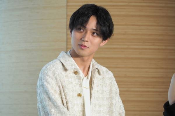 恋愛ドラマ初主演の永瀬廉、高橋海人の反応明かす「照れて見れない」