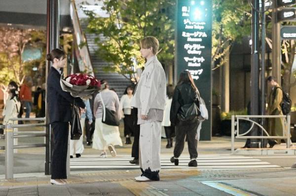 宮世琉弥“律”裏の顔に驚きの声「何者なの」…「くるり～誰が私と恋をした？～」2話