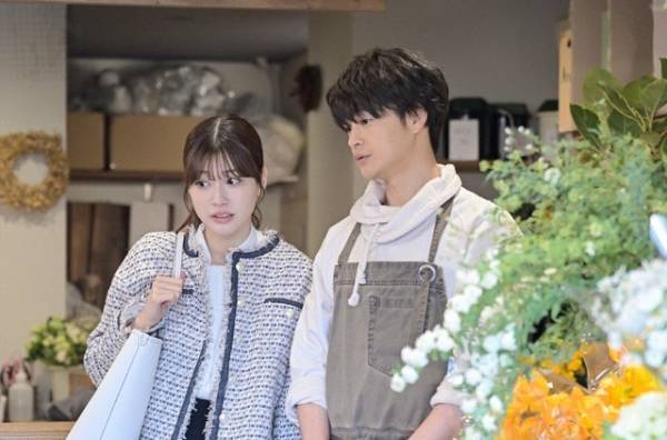 宮世琉弥“律”裏の顔に驚きの声「何者なの」…「くるり～誰が私と恋をした？～」2話