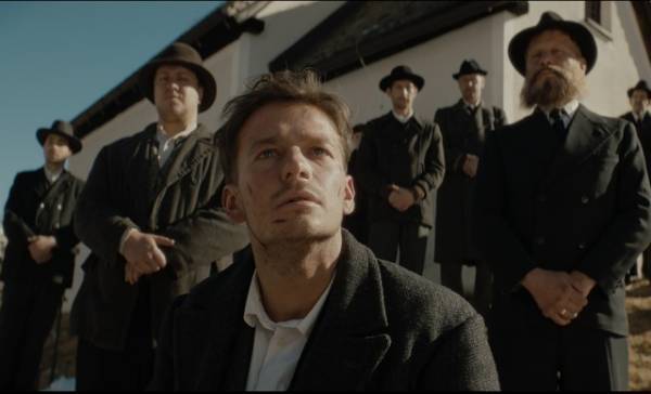 時代に翻弄された男の激動の80年切り取る『ある一生』日本版予告＆場面写真