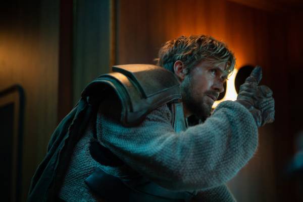 ライアン・ゴズリング＆エミリー・ブラント『フォールガイ』規格外アクション＆キャストの場面写真