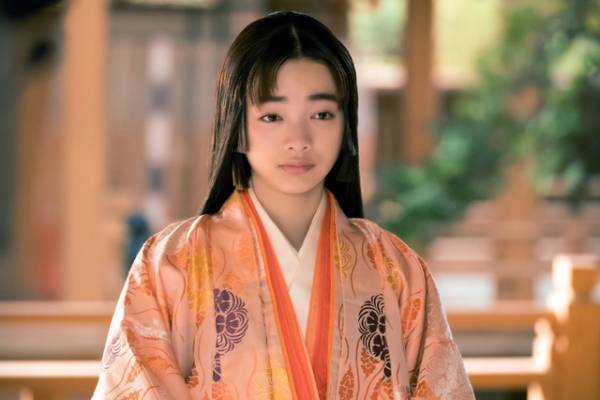 見上愛＆木村達成、大河ドラマ「光る君へ」役衣装写真公開