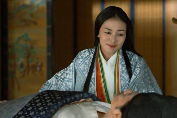 井浦新“道隆”＆板谷由夏“貴子”「お互い情熱的な恋愛をしていた」「光る君へ」君かたり