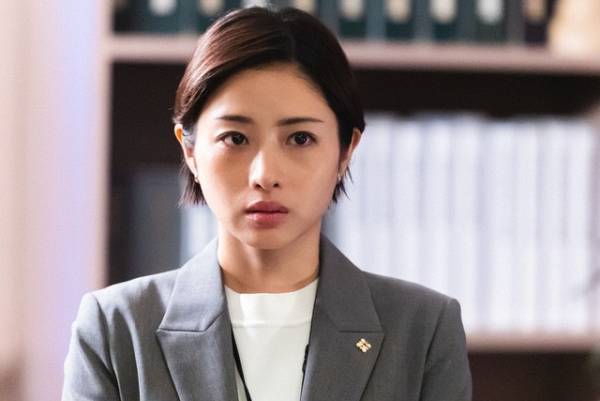 「Destiny」第4話　亀梨和也“真樹”が奏に持参したあるモノに視聴者「こんなん惚れるしかない」