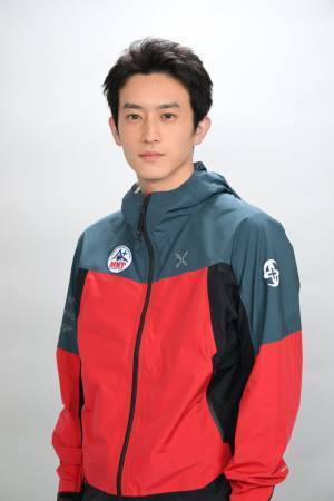 杉野遥亮＆大森南朋が対峙…山岳医演じる新ドラマ「マウンテンドクター」
