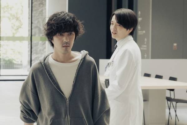 岡山天音“綾野”が杉咲花“ミヤビ”との過去を思い出す表情に「切ない」「良すぎる」の声上がる…「アンメット」4話