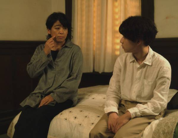 小松菜奈＆松田龍平らの表情と佐渡島の大自然捉える『わたくしどもは。』場面写真