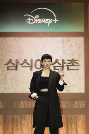 ソン・ガンホ「緊張とトキメキが交錯」　ドラマ「サムシクおじさん」で“後輩っぷり”発揮